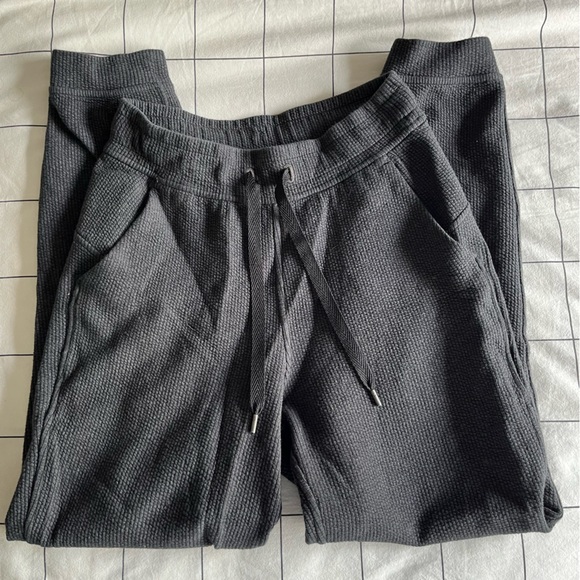 Ribbed High Rise Jogger - Picture 5 of 7